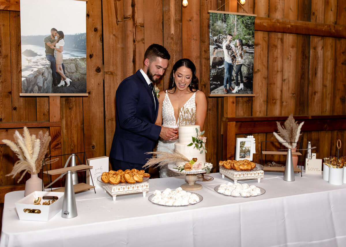 05282023_Emily+ZachWedding_GraceBarnCA_AnjaJensenPhotography-1576