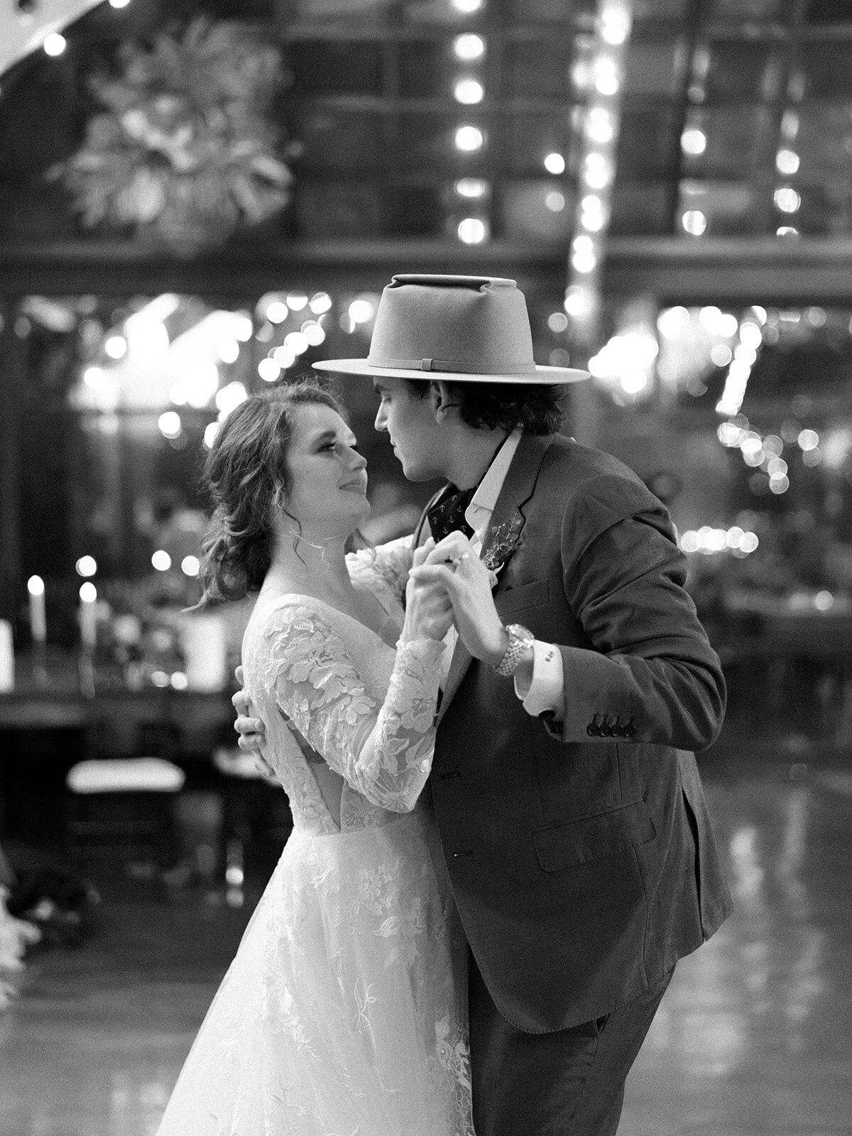 Chelsea.Hayden.Wedding.10.23.21.MarniWishartPhotography-2086