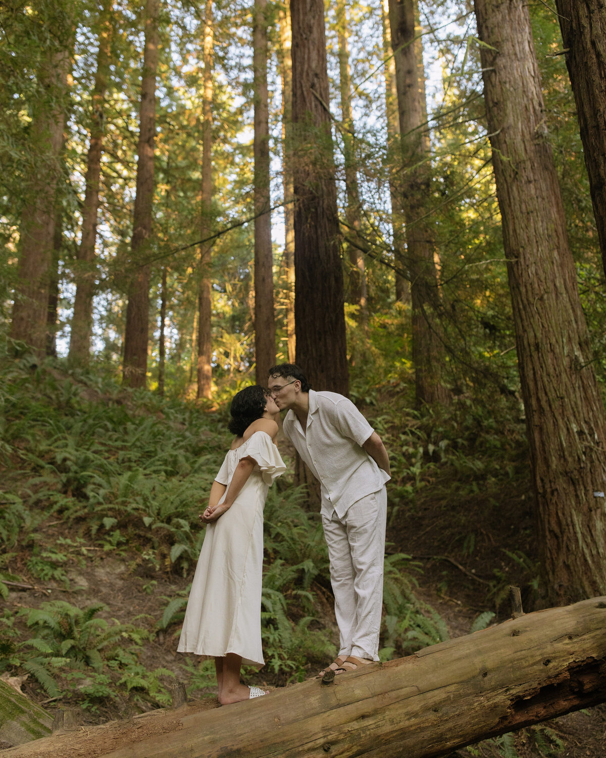 downtown-portland-engagement-photos-105