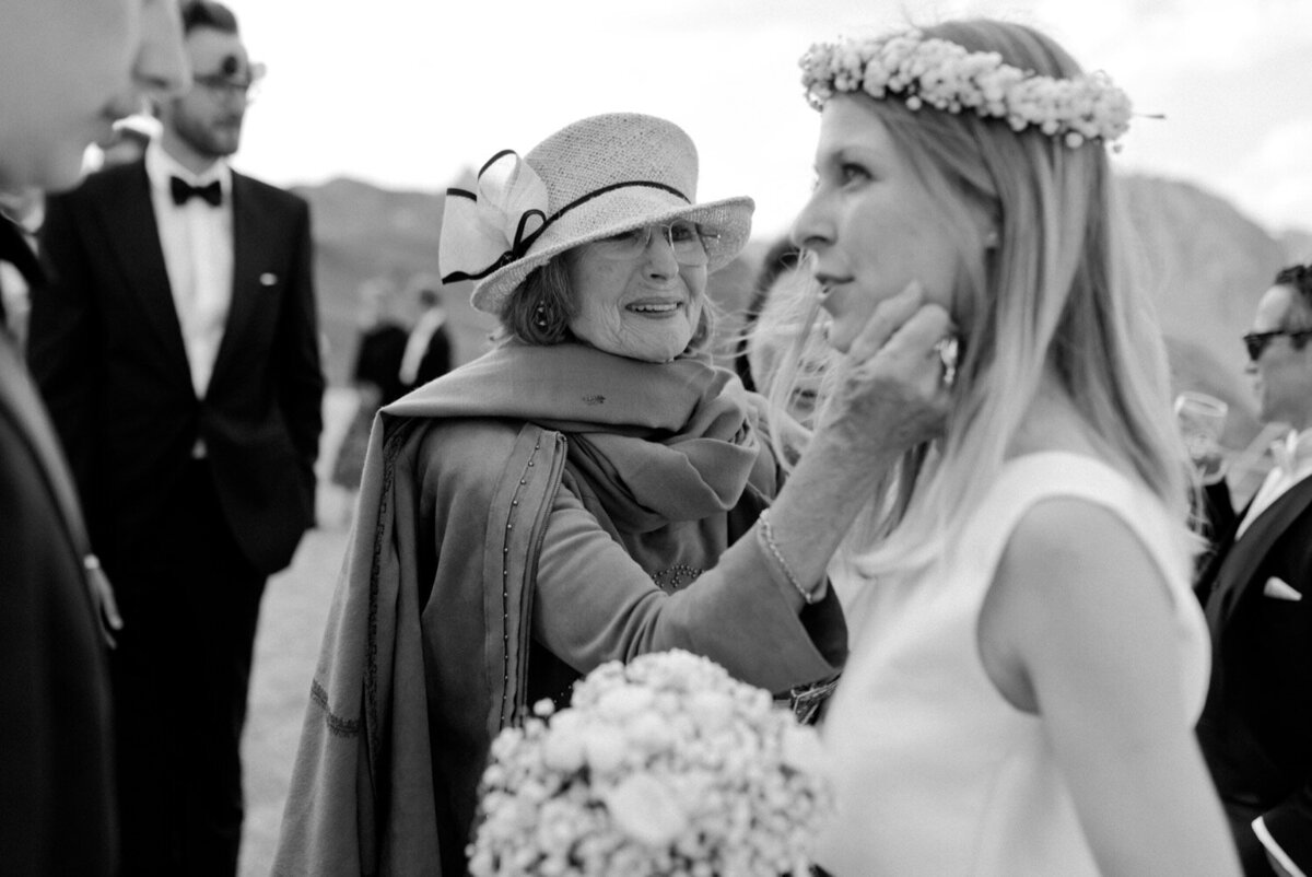103_Austria_Luxury_Wedding_Photographer (103 von 216)_Flora and Grace is a luxury wedding photographer for stylish and elegant weddings.