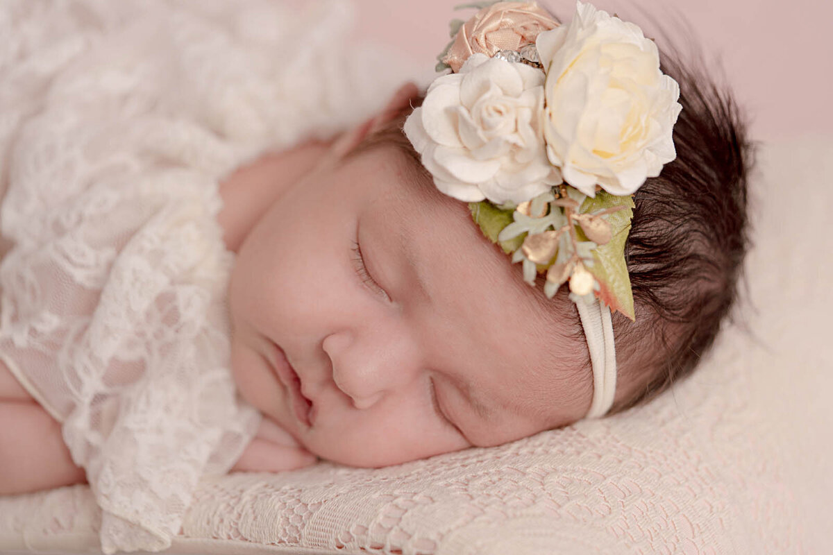 baby sleeping for newborn photography portraits