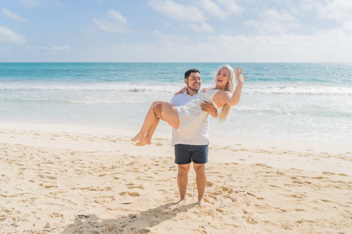 just engaged in Oahu, Hawaii