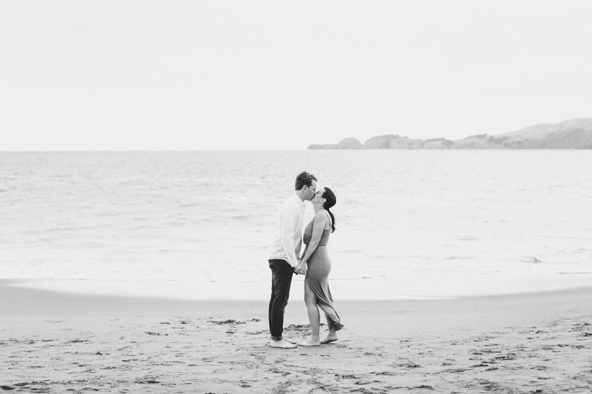 13-KimberlyKevin-Engagement-BakerBeach