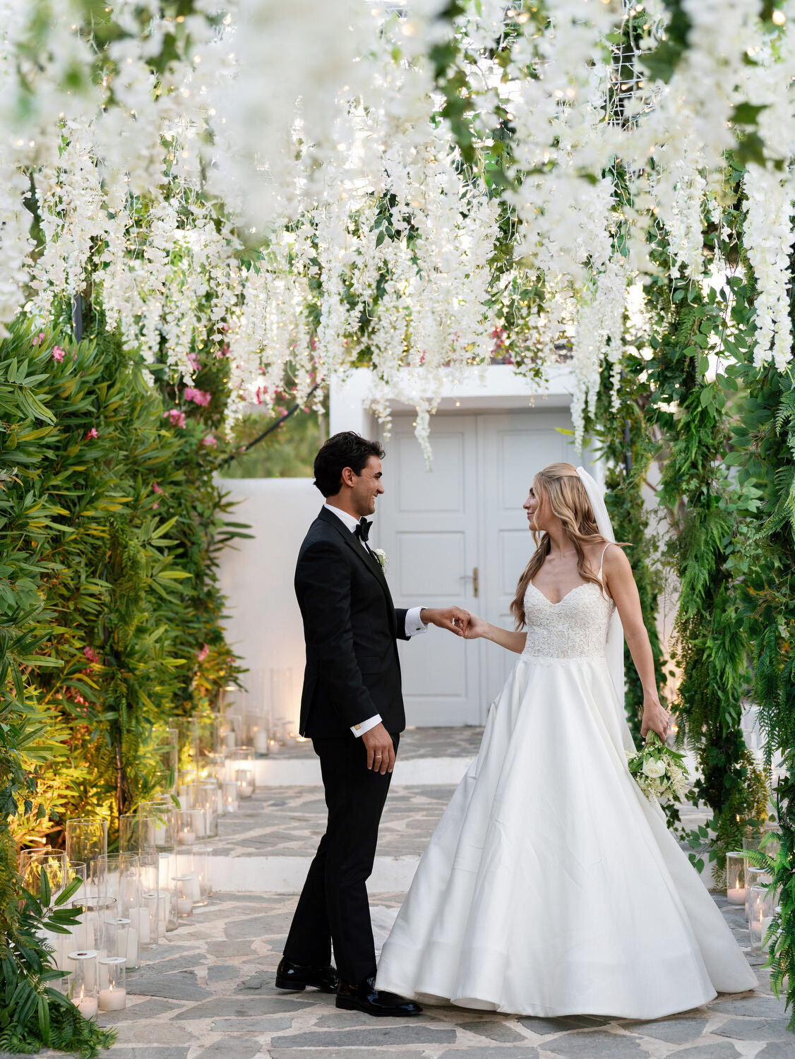 Chic-Island-Art-And-Taste-The-Residence-Wedding-075
