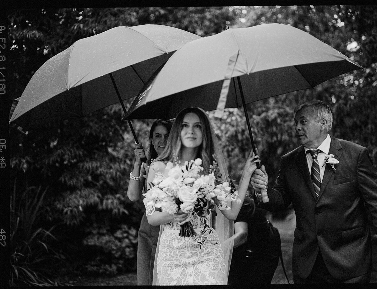 KateEdwardsWeddings_Irma&Mischa_WeddingFilmFinals-131