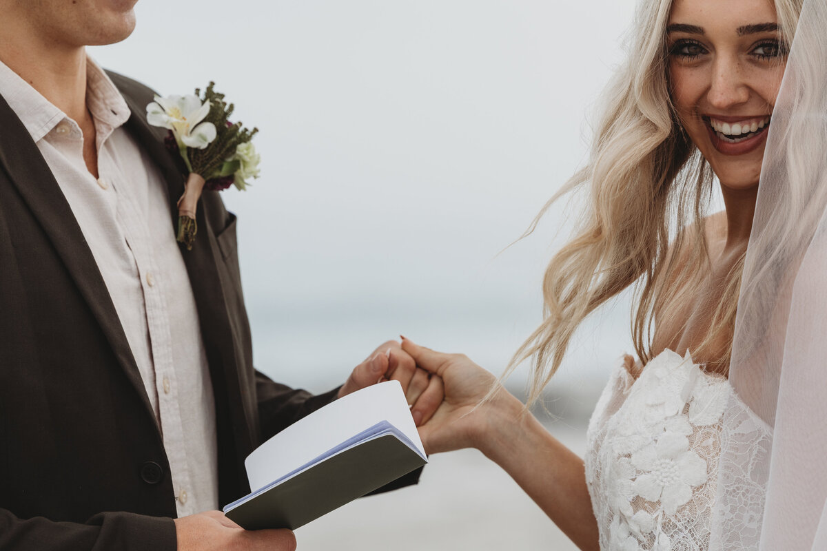 oahu-beach-elopement-photographer25