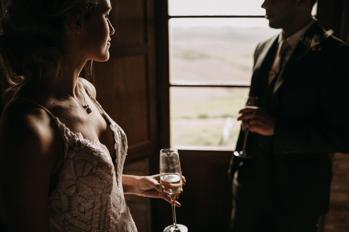 intimate wedding in Tuscany bride and groom