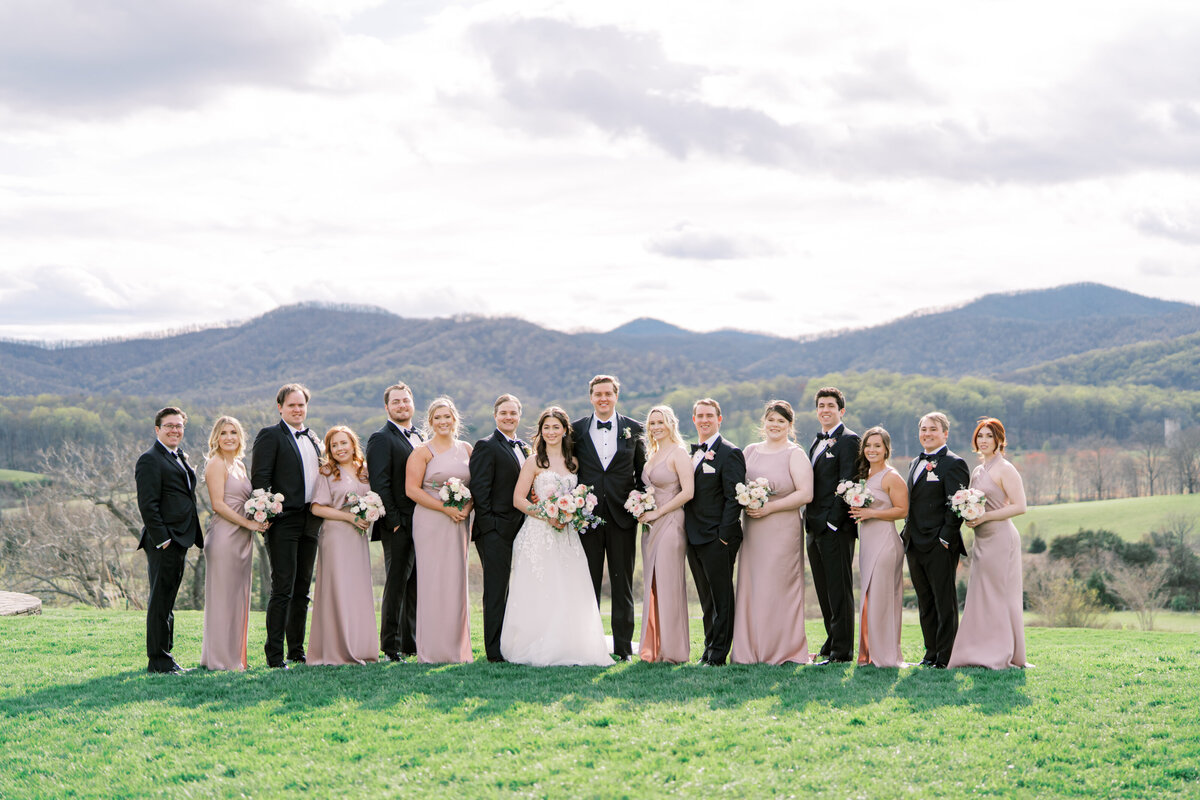 Pippin hill farms wedding-hannah-forsberg-charlottesville-film-wedding-photogrpaher-10