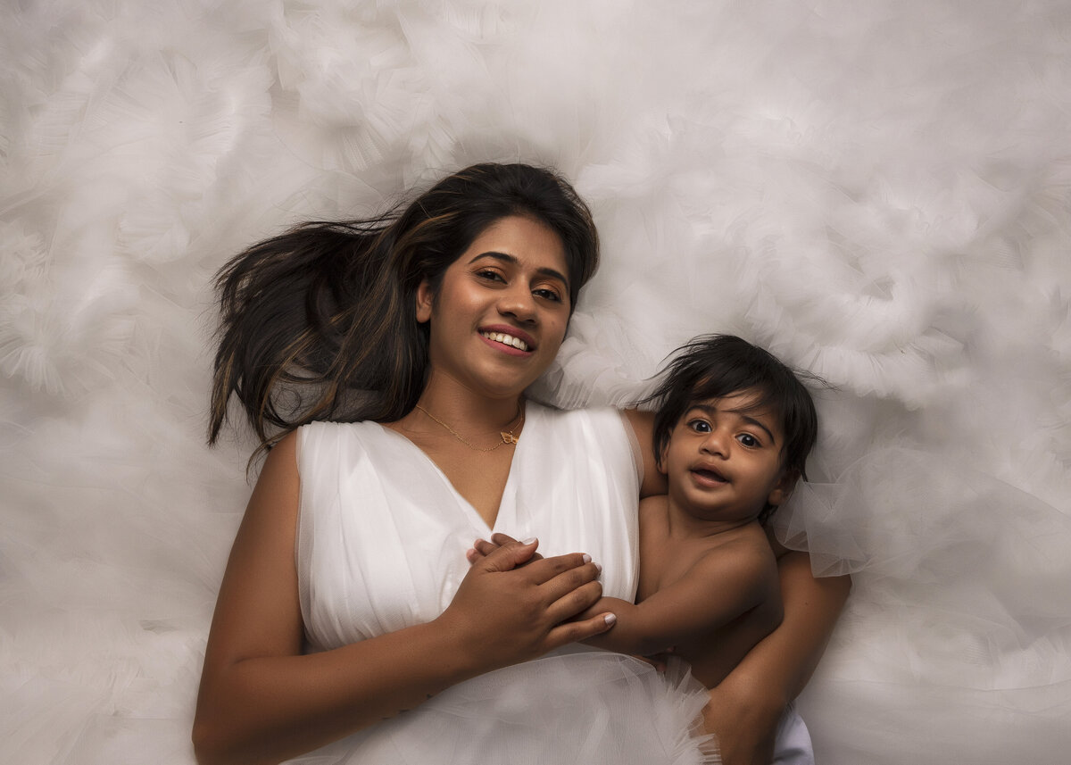 Dupont motherhood photographer Janelle wells photography