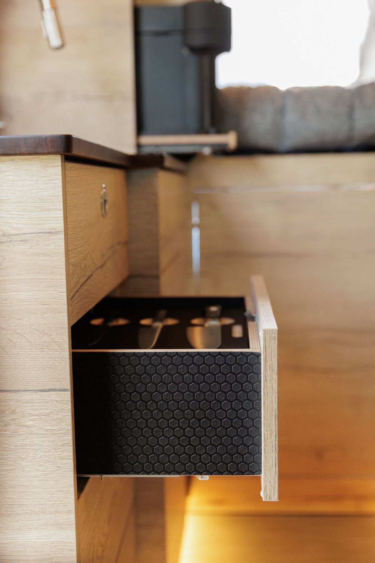 2_SummitSeeker_251013_BMV_#125_SlowFastcreative_1692