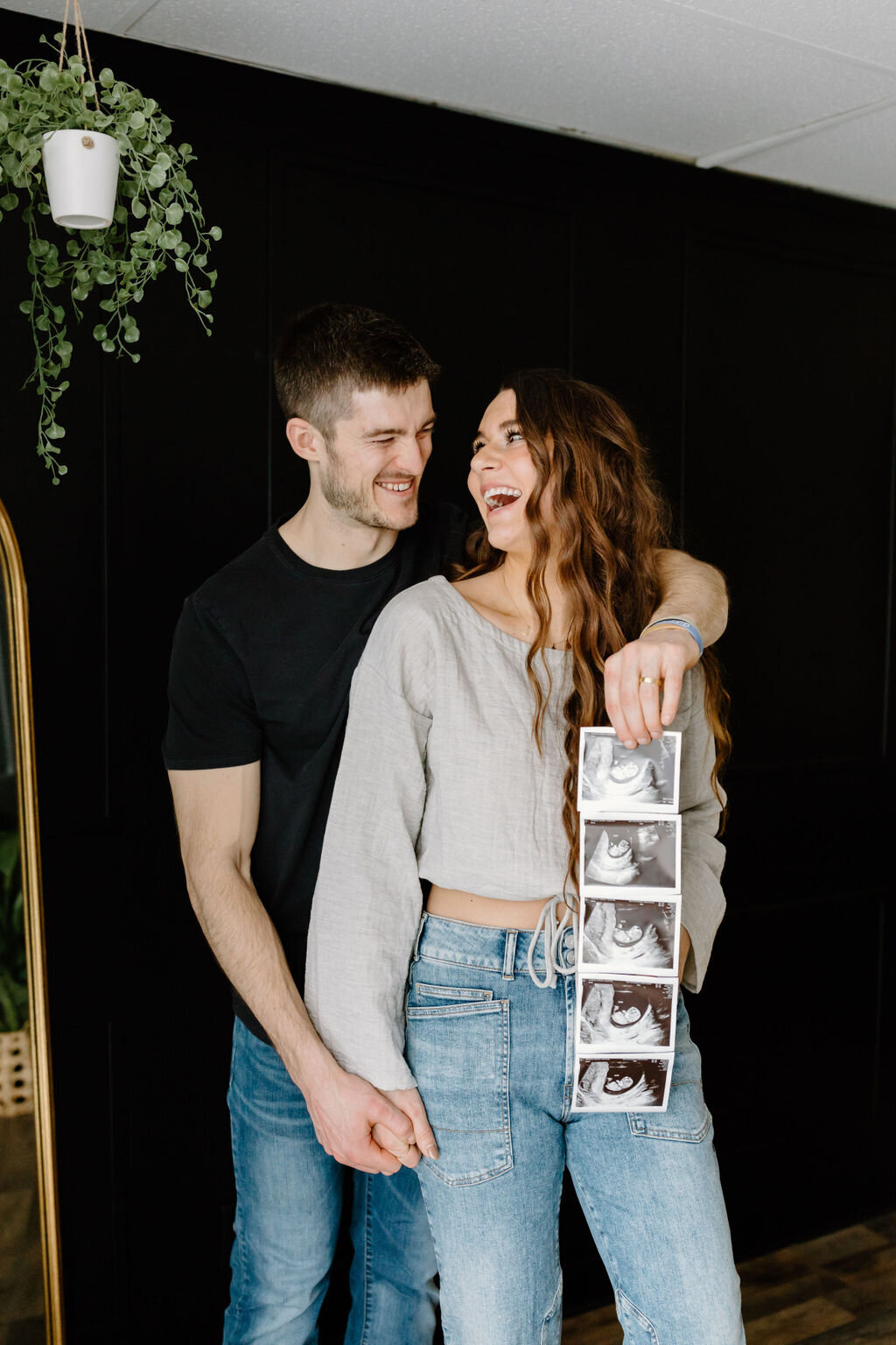 christina_ney_photography_wedding_engagement_lifestyle_photographer_dubuque_iowa_wedding_planning_assistance_adventurous_bold_laidback Family Photography94
