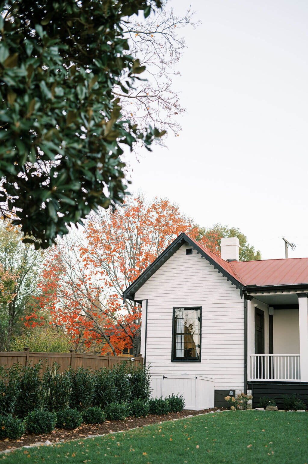 22.etelle-nashville-colorful-social-dinner-modern-vintage-events