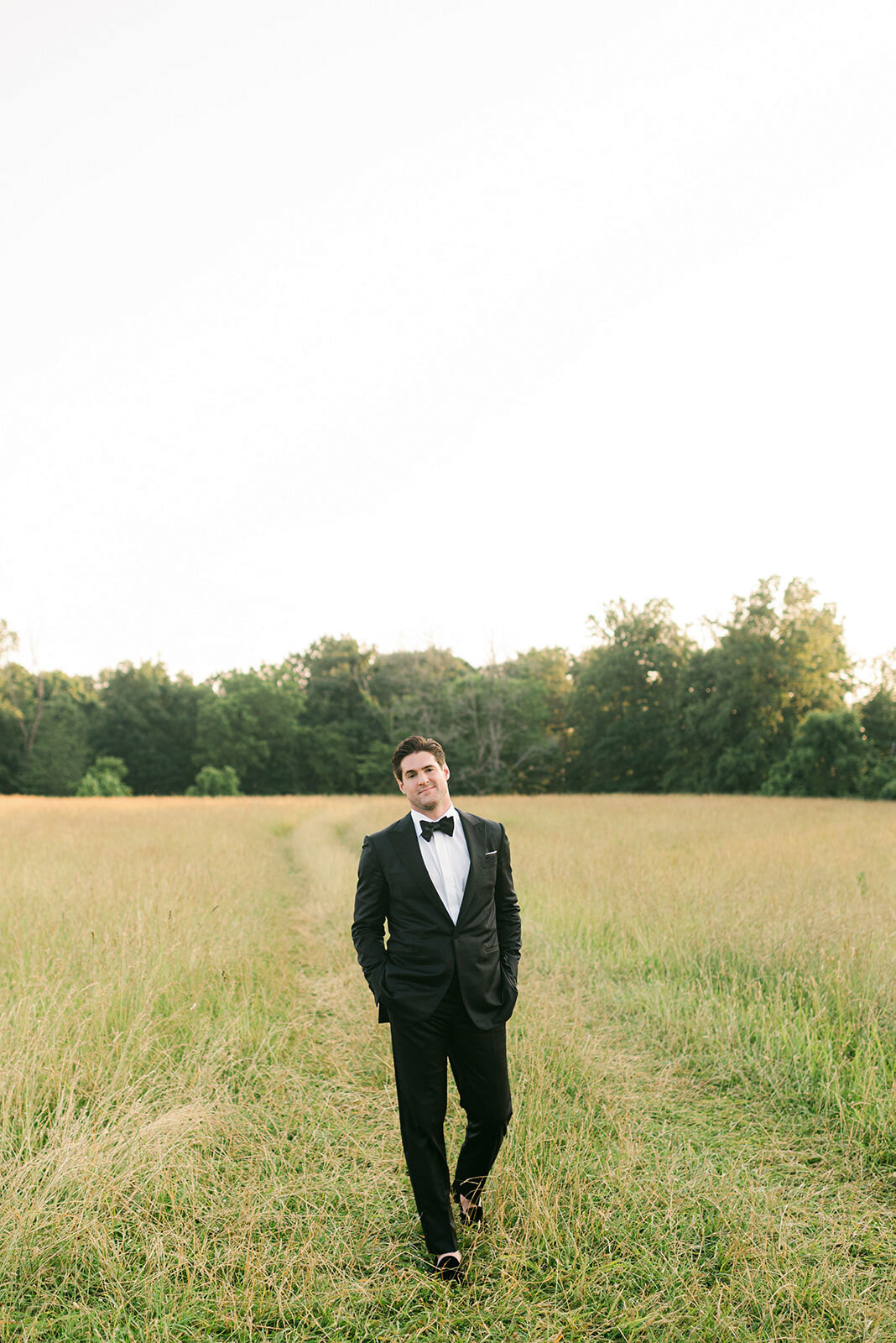 Morelock_Sanders_Wedding_BrideandGroom_TaraHodgesPhotography052