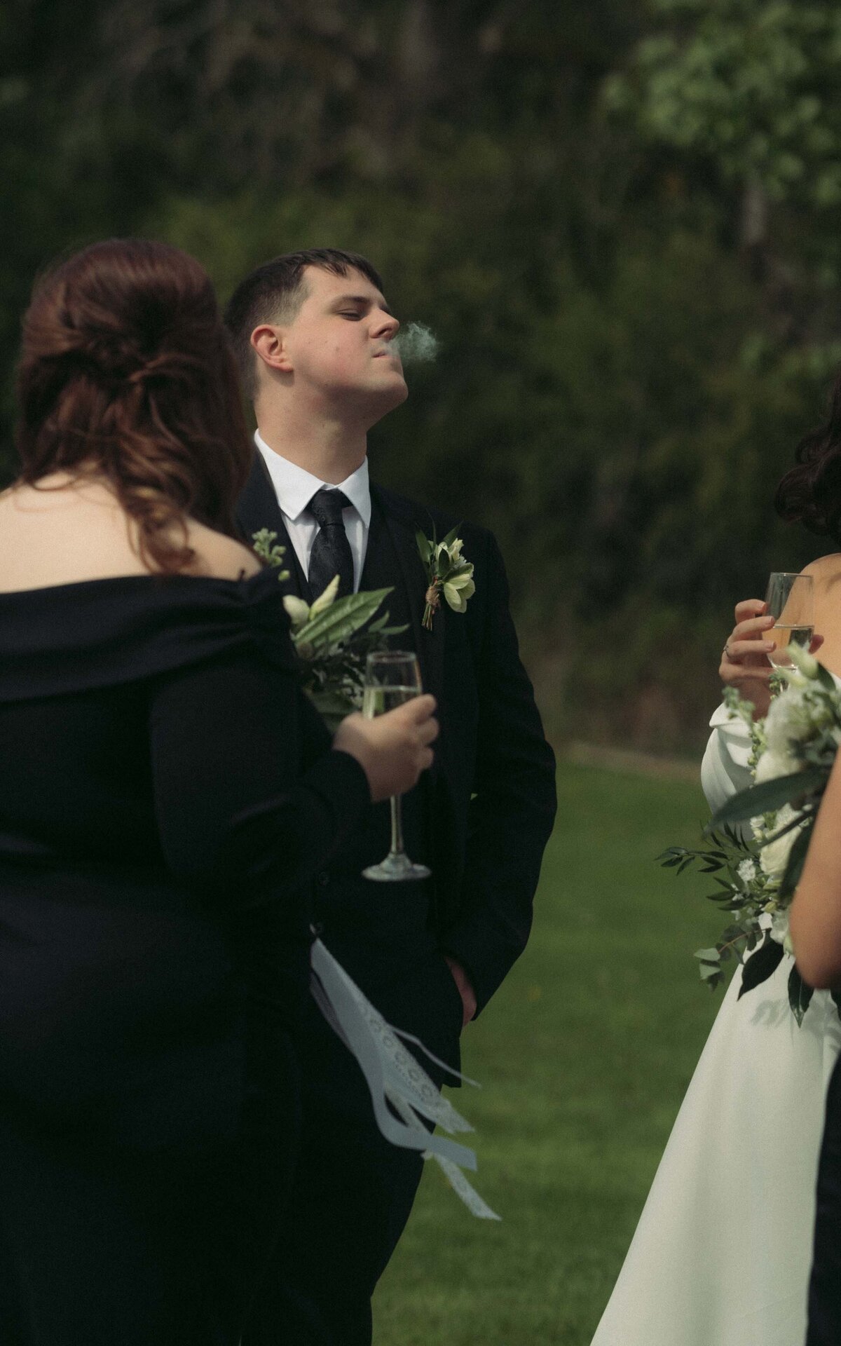 Creative couple photography that showcases your love and happiness in beautiful, natural images.