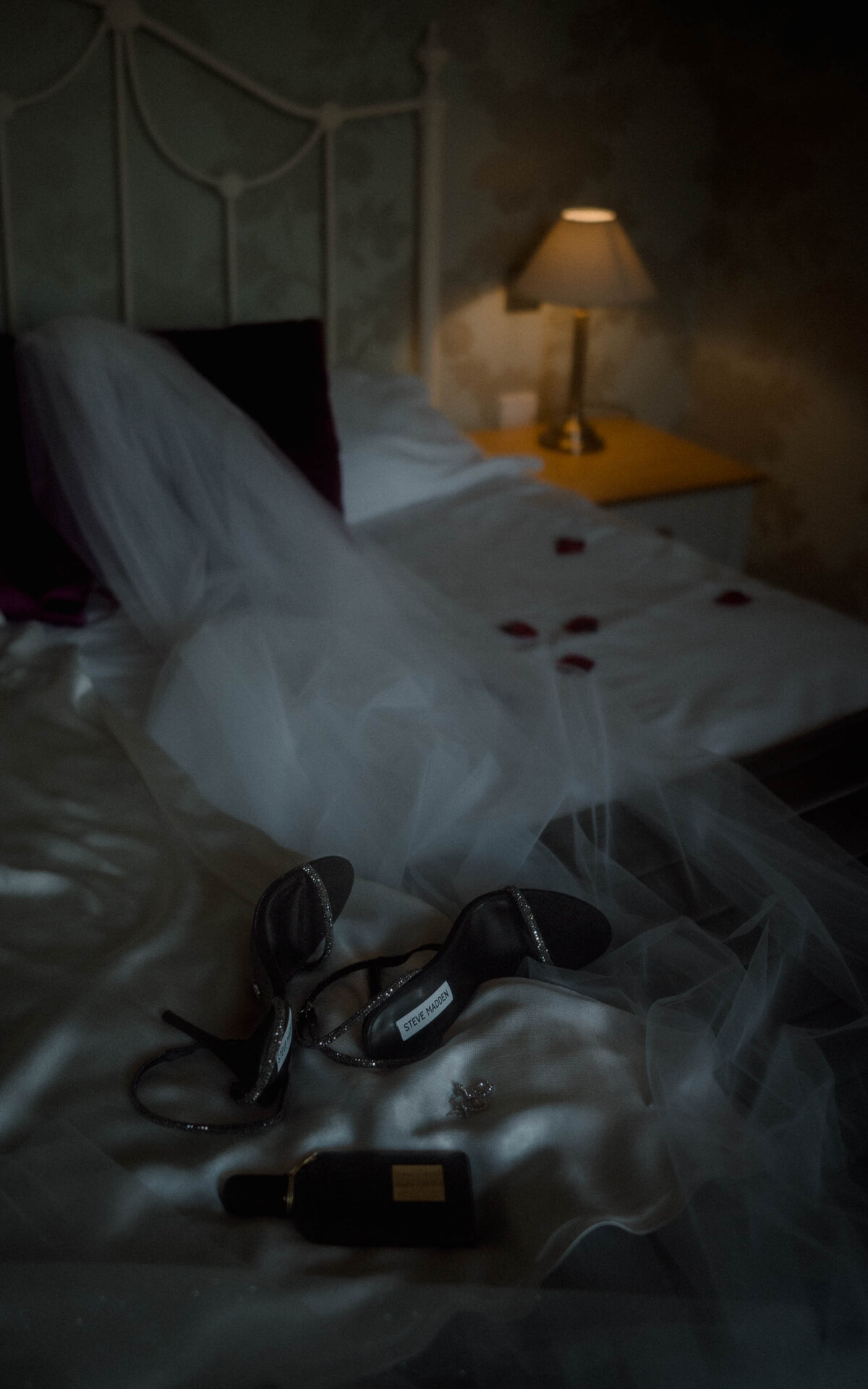 WeddingPhotography-TheSwiechs-CotswodsEngland-32
