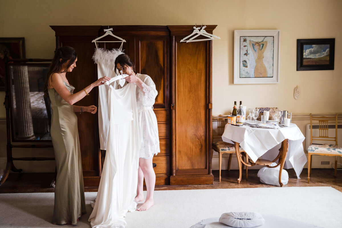 timless-walcot-hall-wedding-photography-248