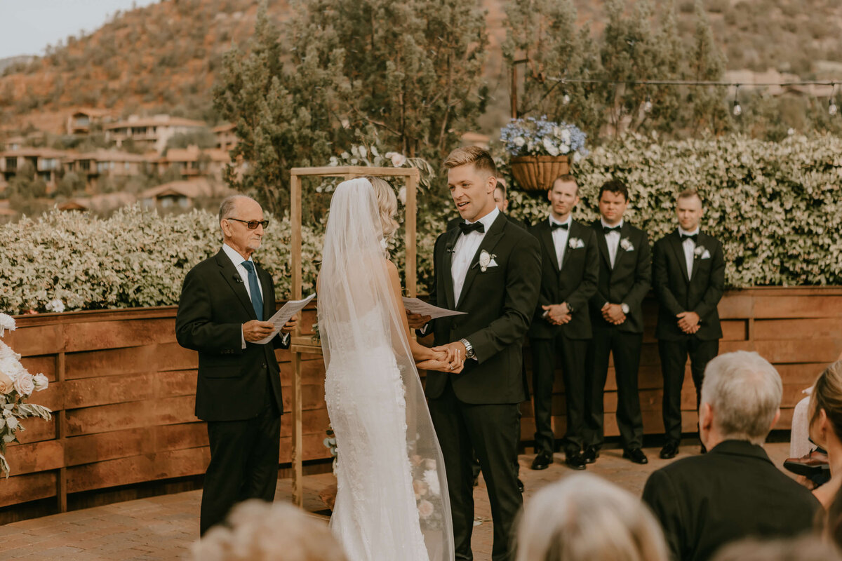 Agava-of-Sedona-Wedding-OliviaHopePhotography--15