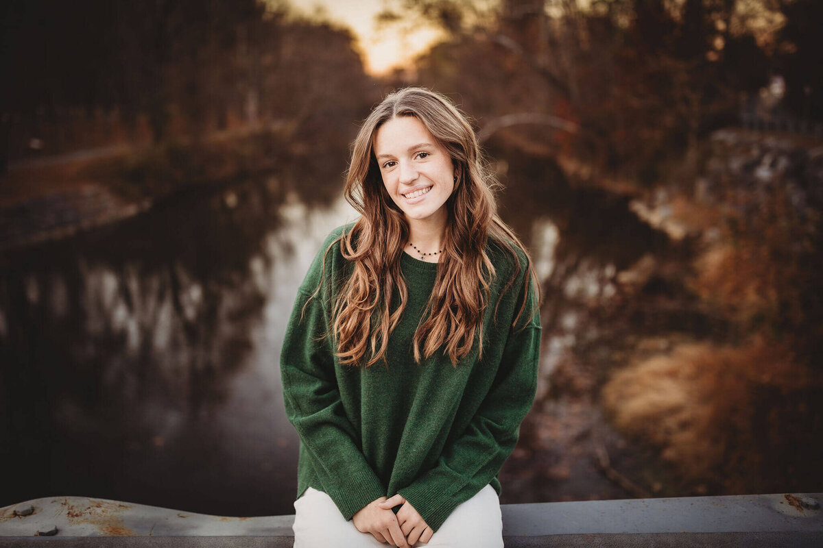 Harrisonburg-Senior-Photographer-2-113