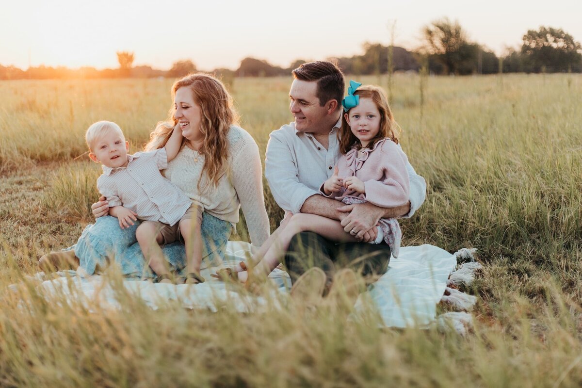 Stephanie Gardner Photography_DFW Family Session-235-min