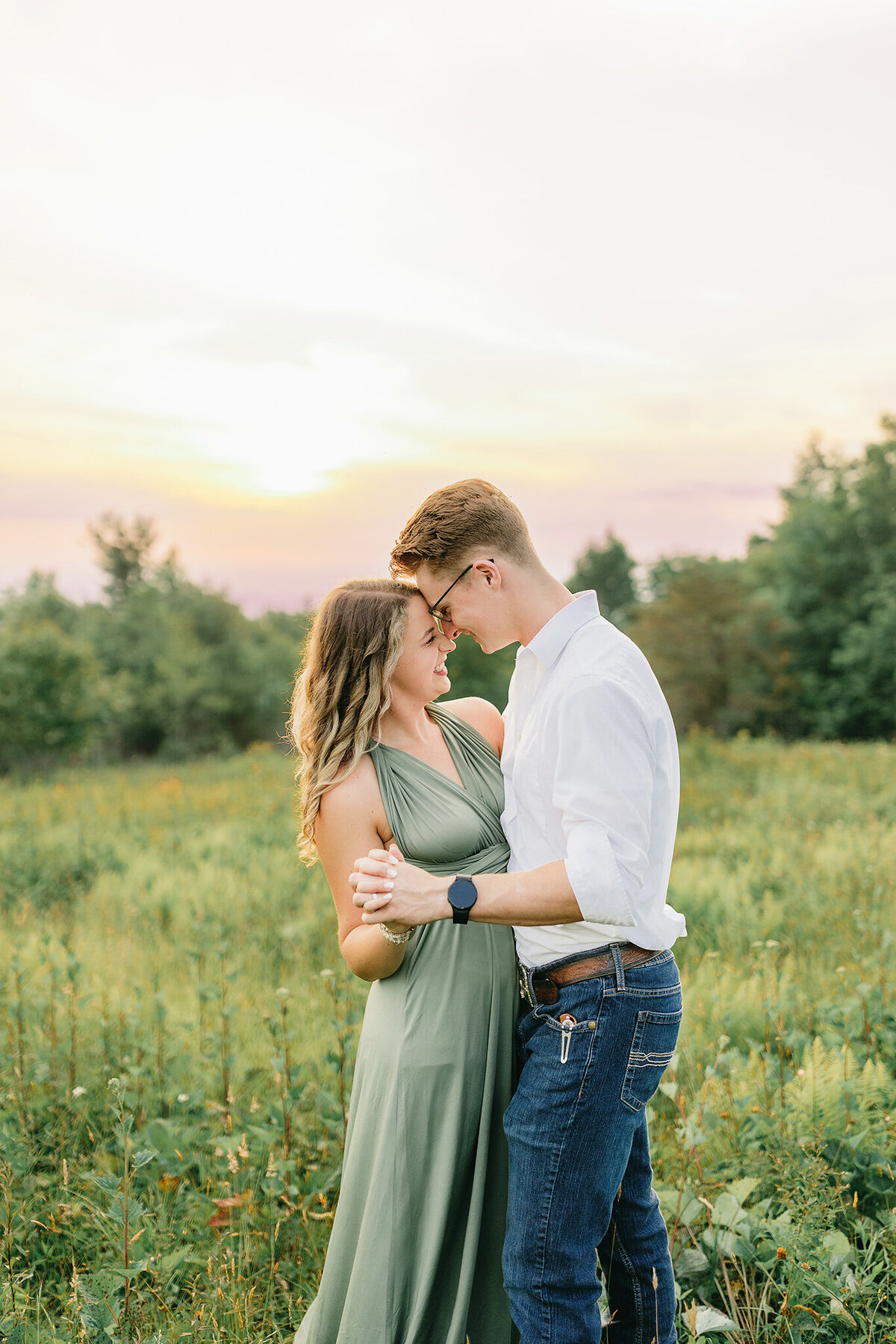 johnson-city-engagement-photography-at-the-beauty-spot