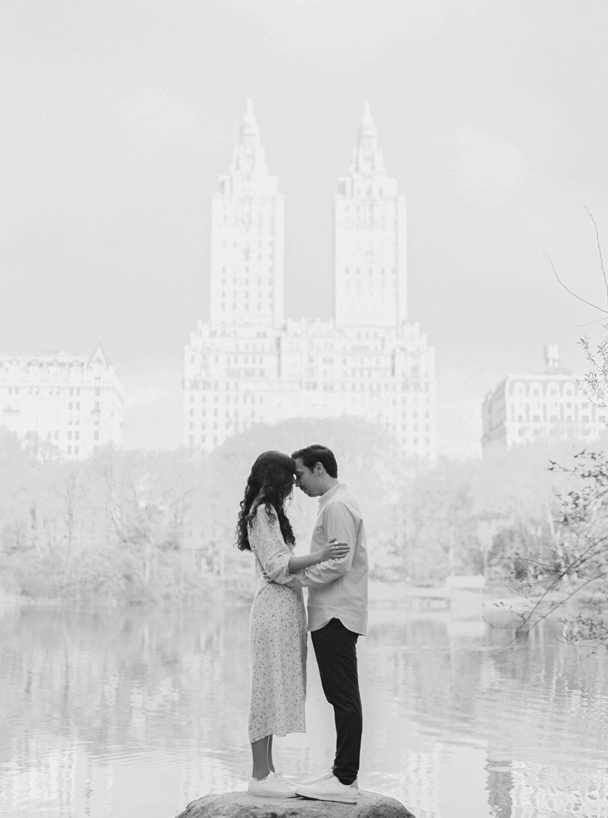 Emily March Photography Wilmington, North Carolina and Destination Wedding Engagement Photographer Heirloom Photography for Memorable Gatherings Light Airy Sentimental Imagery Images Weddings Gabrielle+Will_080