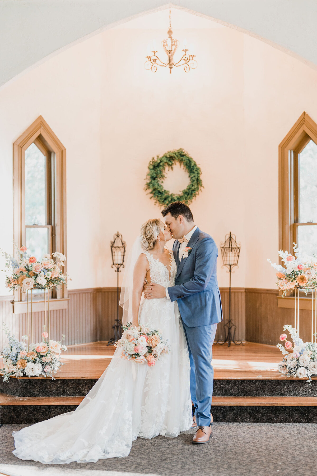Chantilly-Chic-Celebrations-Tara-Tomlinson-Andrews-Memorial-Chapel-1