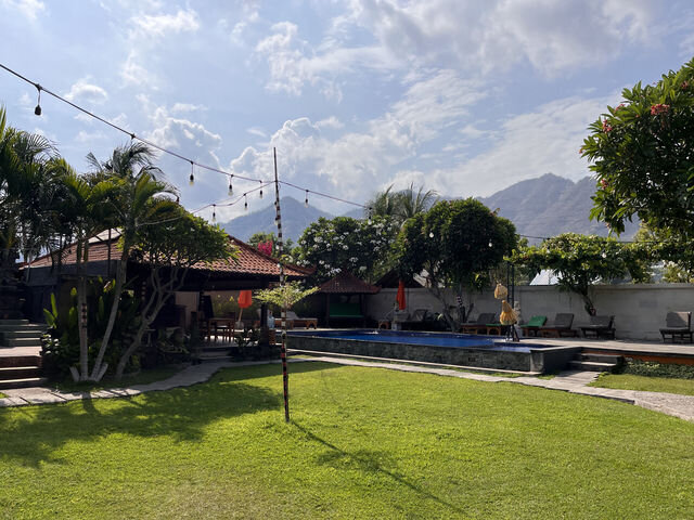 Bali-Pemuteran-Kubuku-zwembad