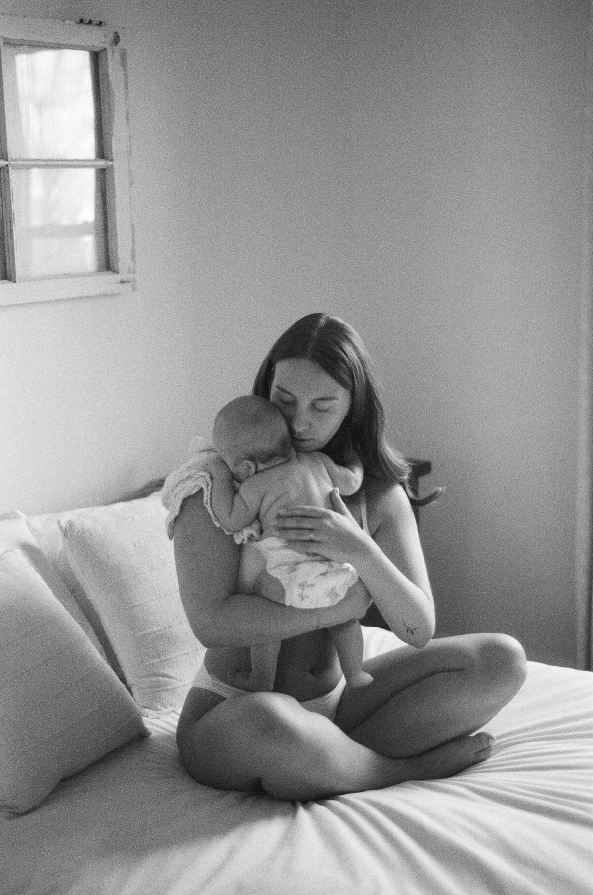 cannington-motherhood-photography-on-film8