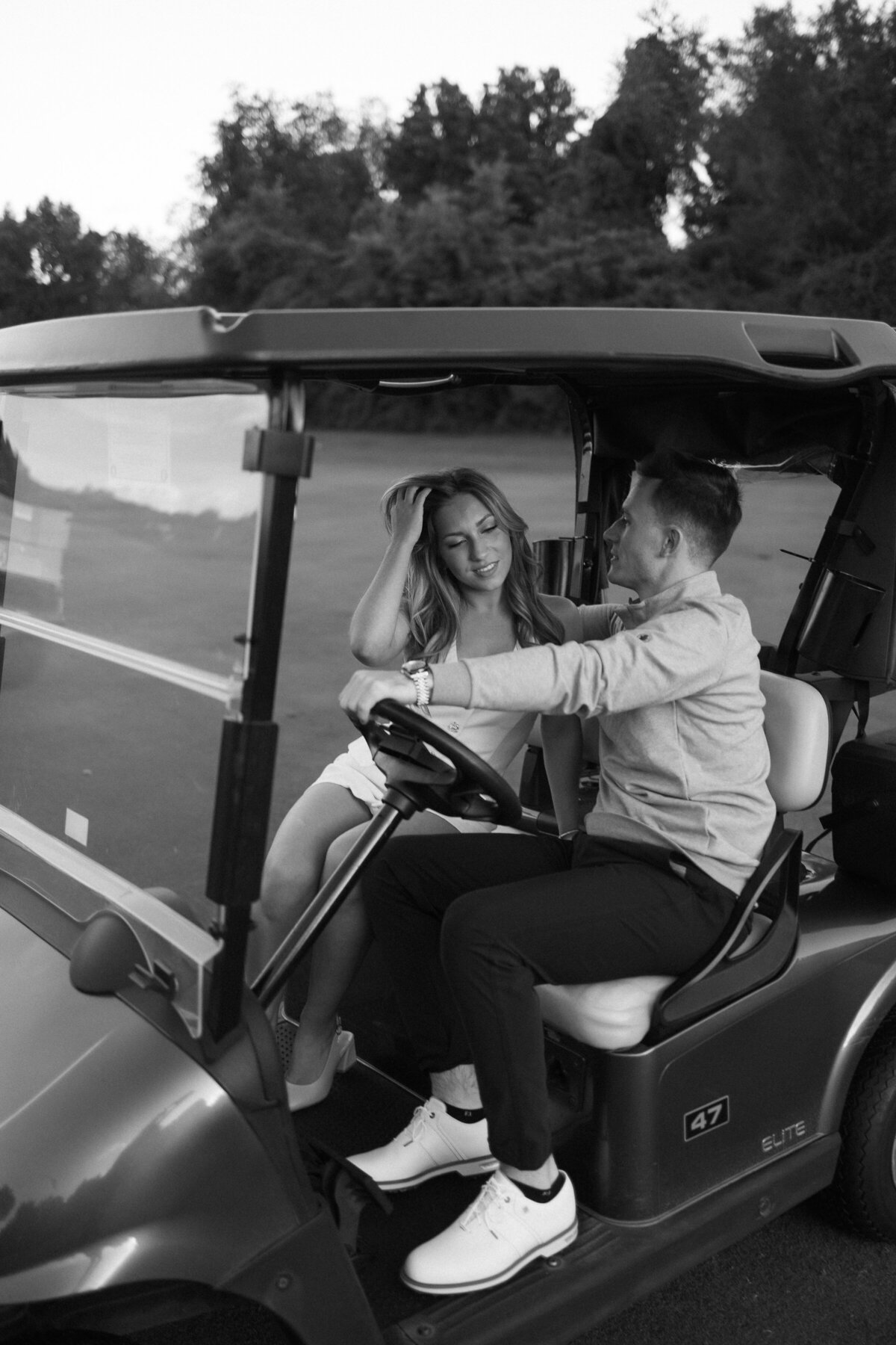 michigan-engagement-session-at-oakhurst-country-club