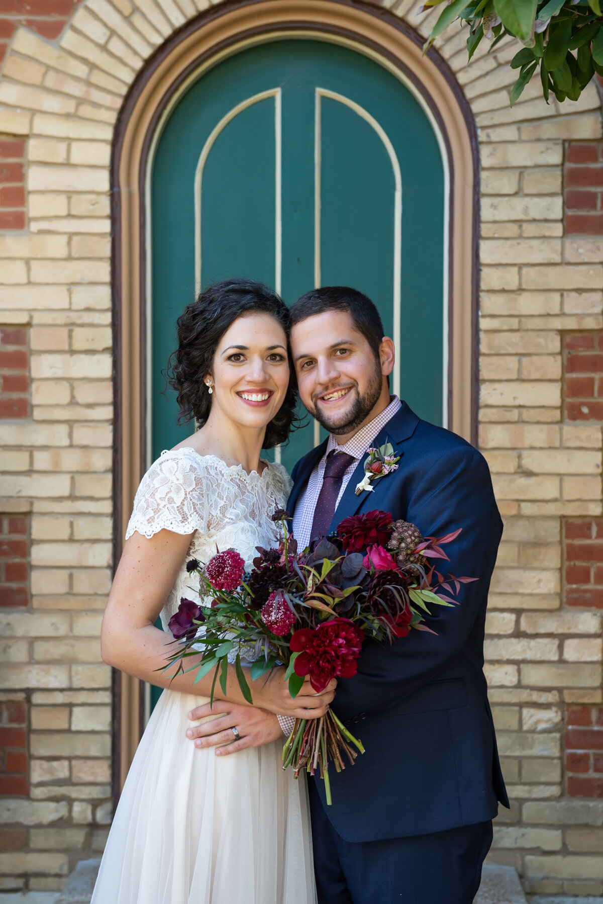 sarah-oberheim-photography-best-st-louis-missour-lafayette-square-park-wedding-photographer53