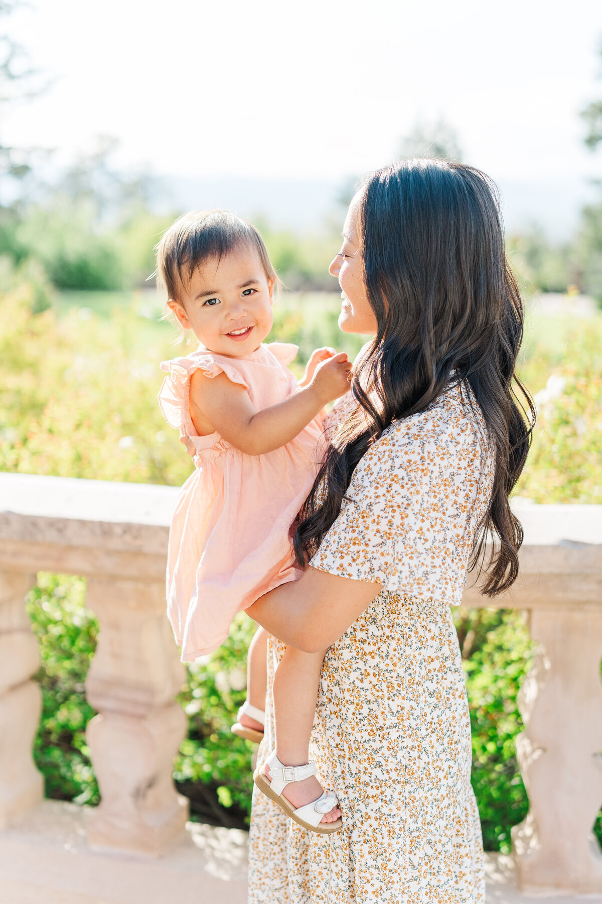 Spring Lilac Family Portraits Highlands Ranch Mansion Flowers Romantic Light and Airy Elena Spraguer Photography0004