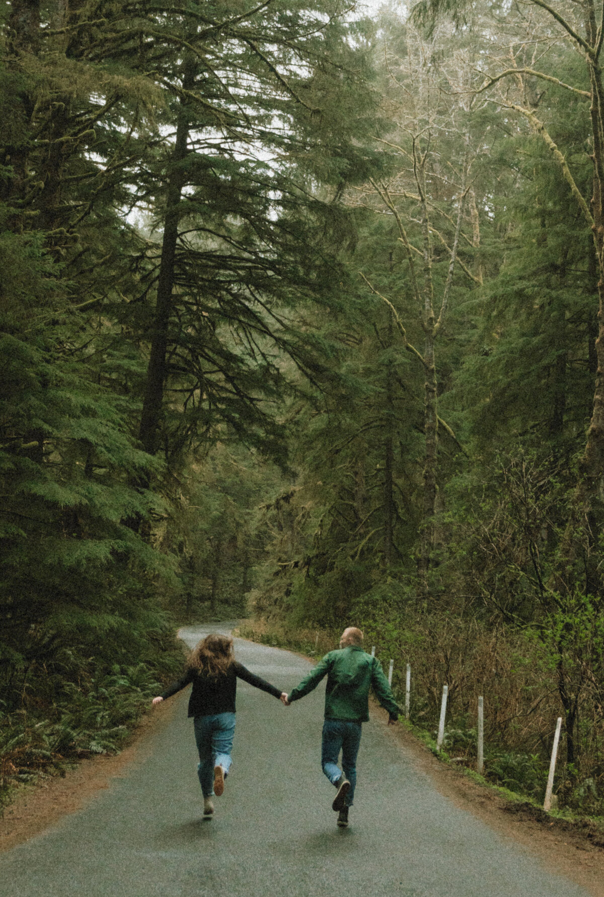 Oregon Coast Couples - lizarrietaphotography-31