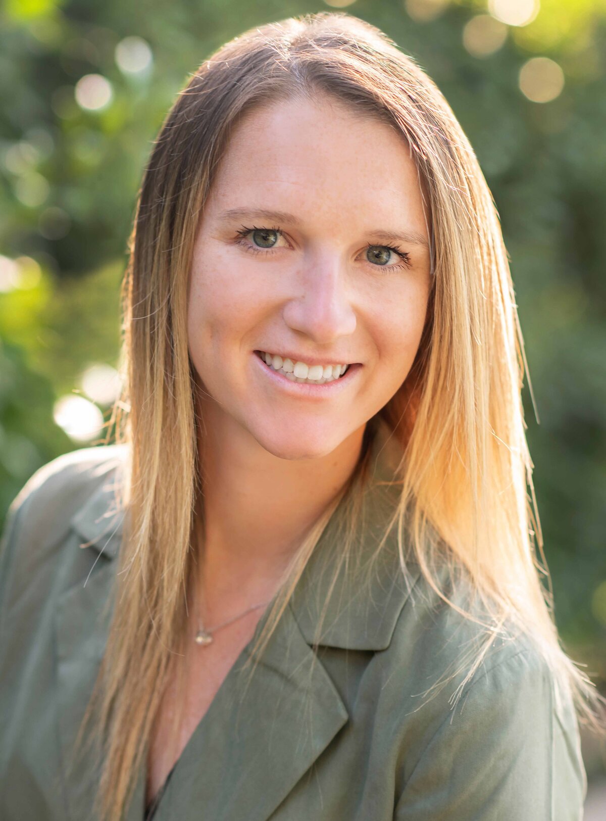 Maria-McCarthy-Photography-casual-headshot