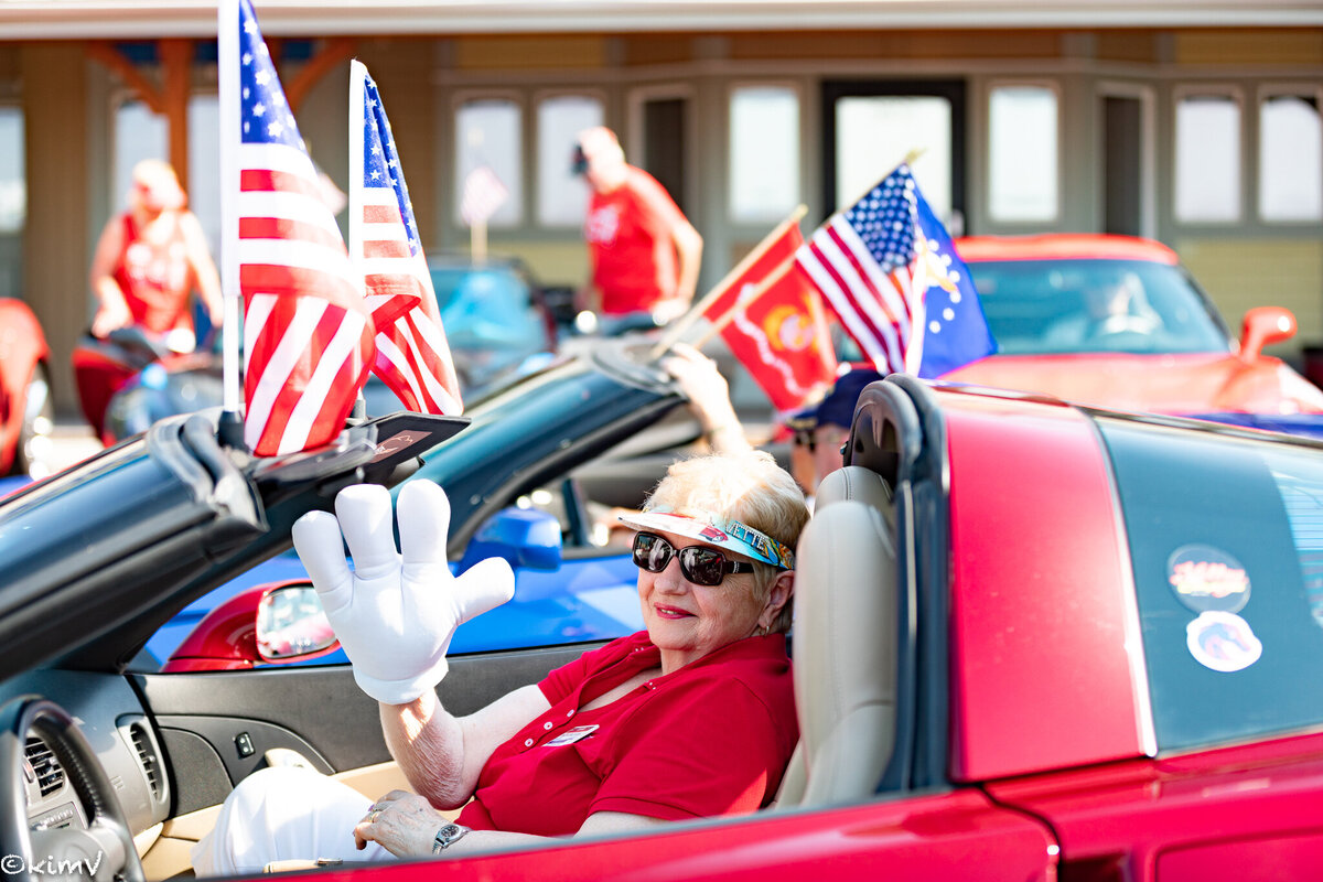 Parade1-12