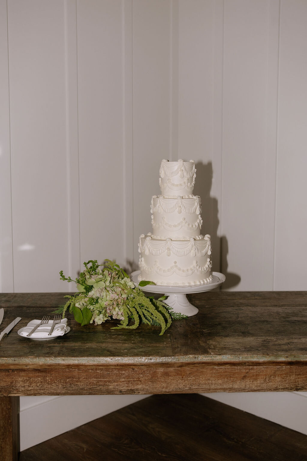 pretty-palm-leaf-event-co-jordan-and-ashley-wedding-at-the-ranch-12