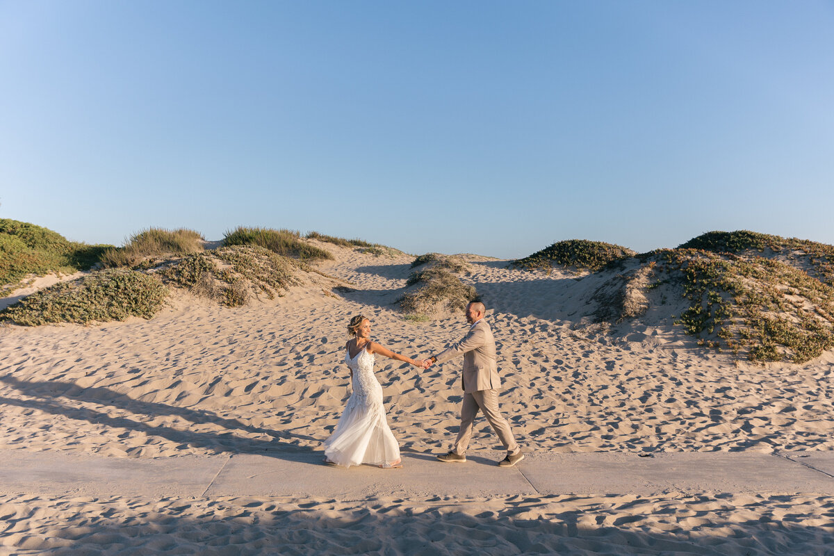 Wedding-Oxnard-State-Beach-14-nick-linsey