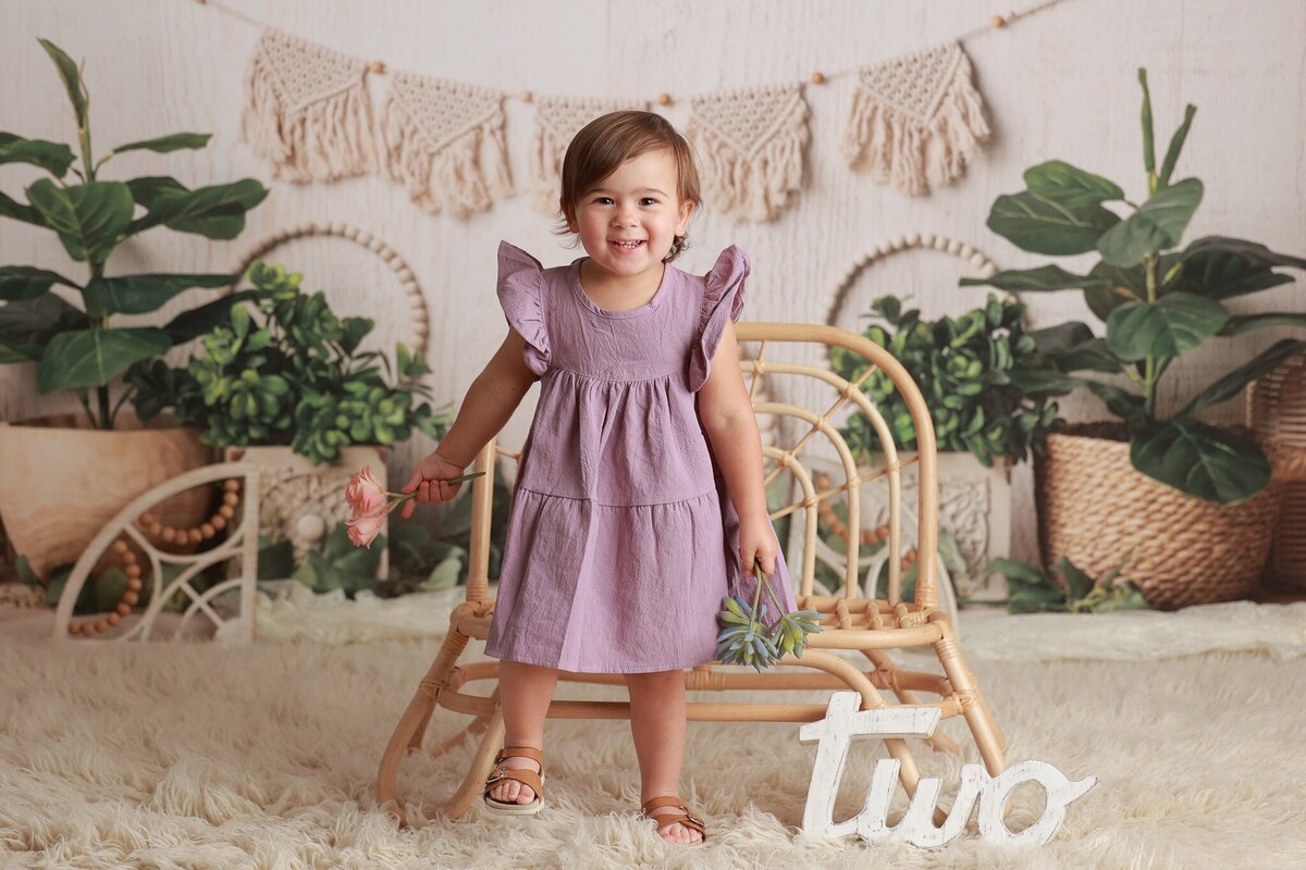 lehigh-valley-photographer-lori-generose-lg-photography-second-birthday-milestone-girl-nazareth-pa
