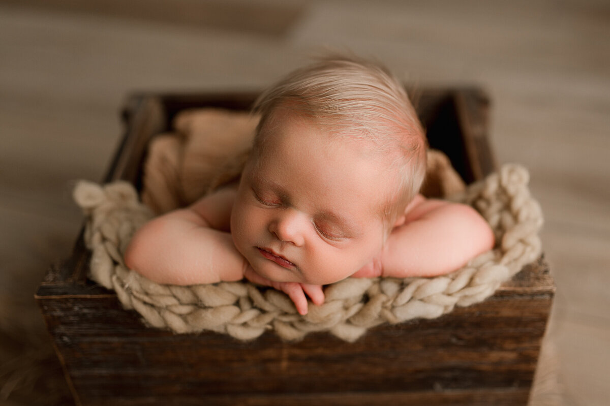 Newborn studio session natural light