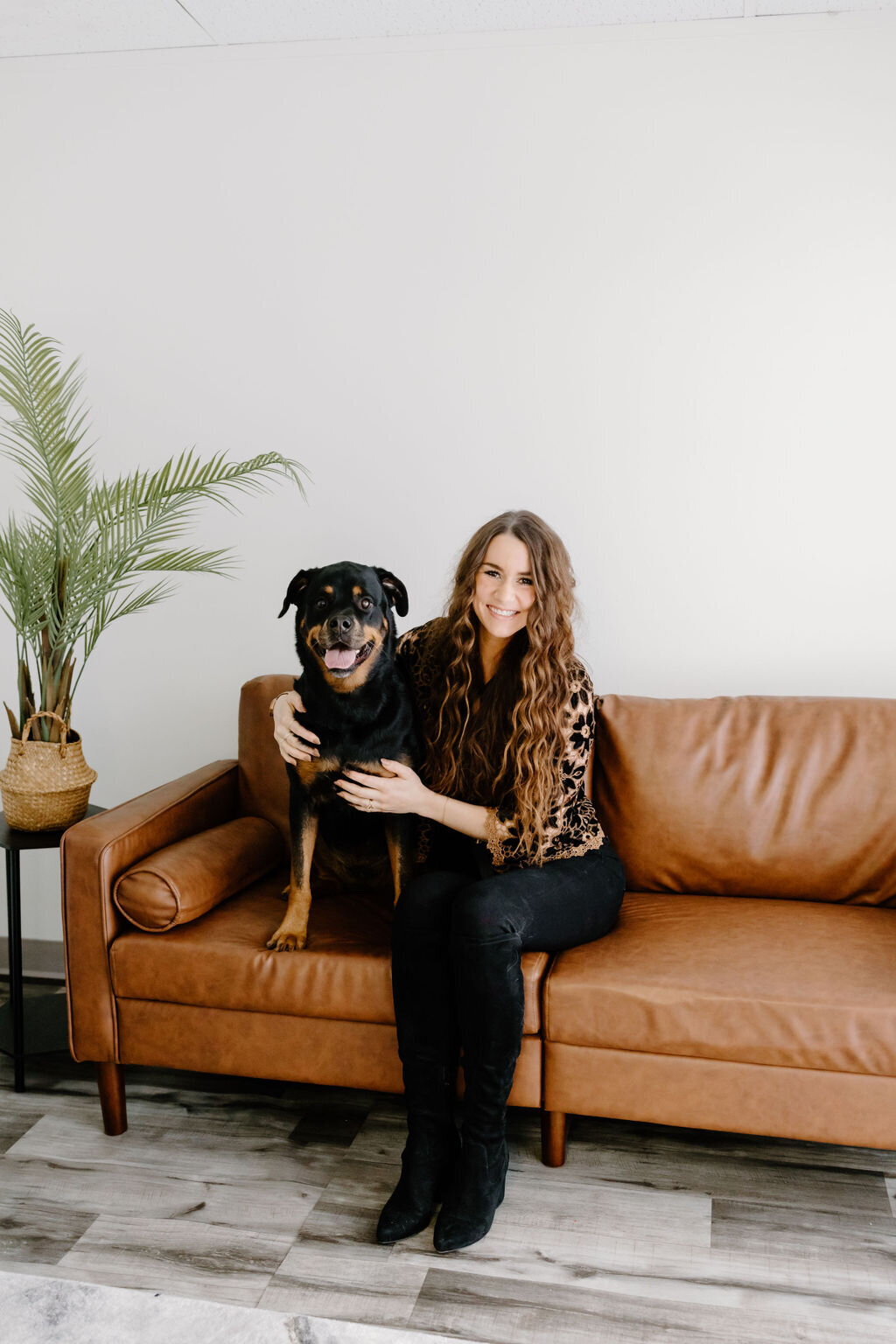 christina_ney_photography_wedding_engagement_lifestyle_photographer_dubuque_iowa_wedding_planning_assistance_adventurous_bold_laidback Family Photography1