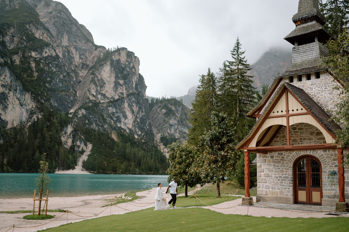 dolomitessneakpeek-21