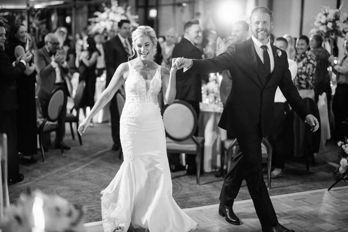 montage-deer-valley-summer-park-city-utah-wedding-logan-walker-425L-1591bw