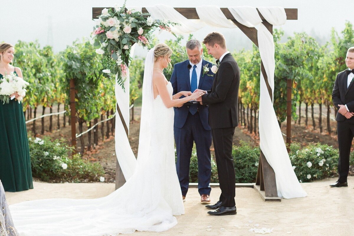 42-VictoriaJordan-TrePostiWedding-JenPhilips