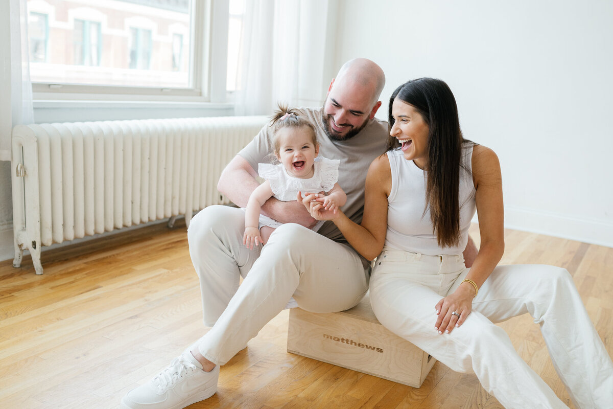 wicker park family photographer wicker park family photo studio chicago photo studio