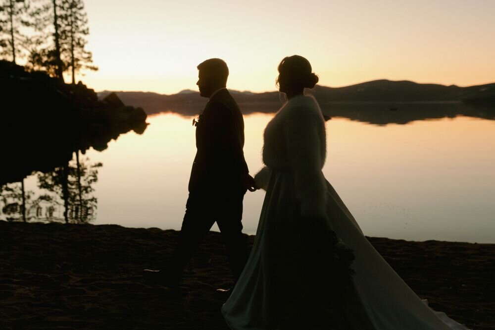 Eduina__Nelly_Lake_Tahoe_Winter_Elopement-37-dc4db998-1000