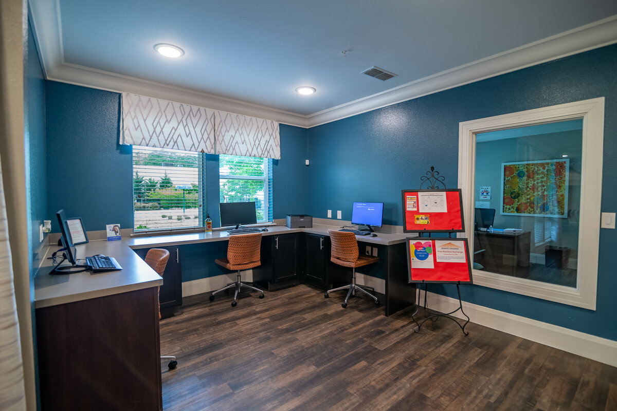 042924ATLGranite Crossing-104