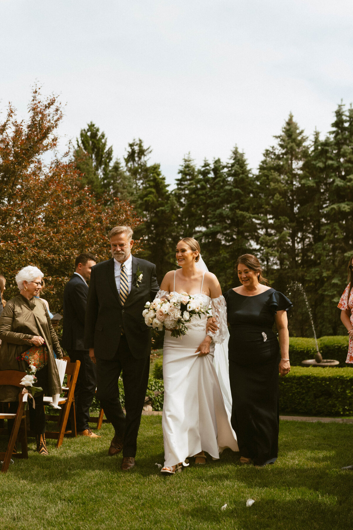 grand-rapids-wedding-photographerA9201831