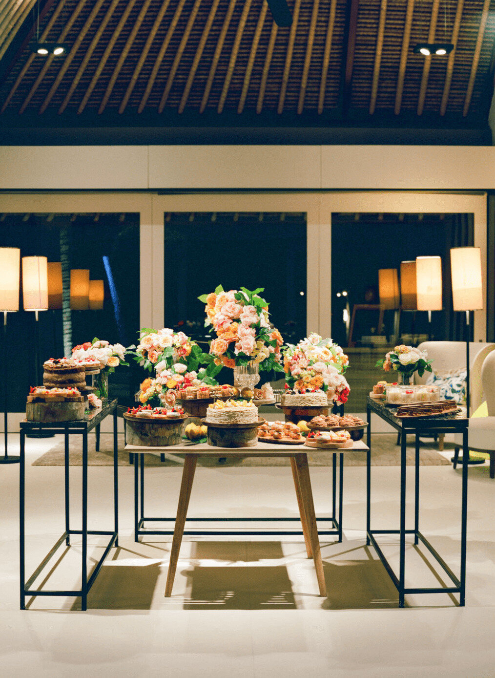 Maldives Wedding Welcome Table