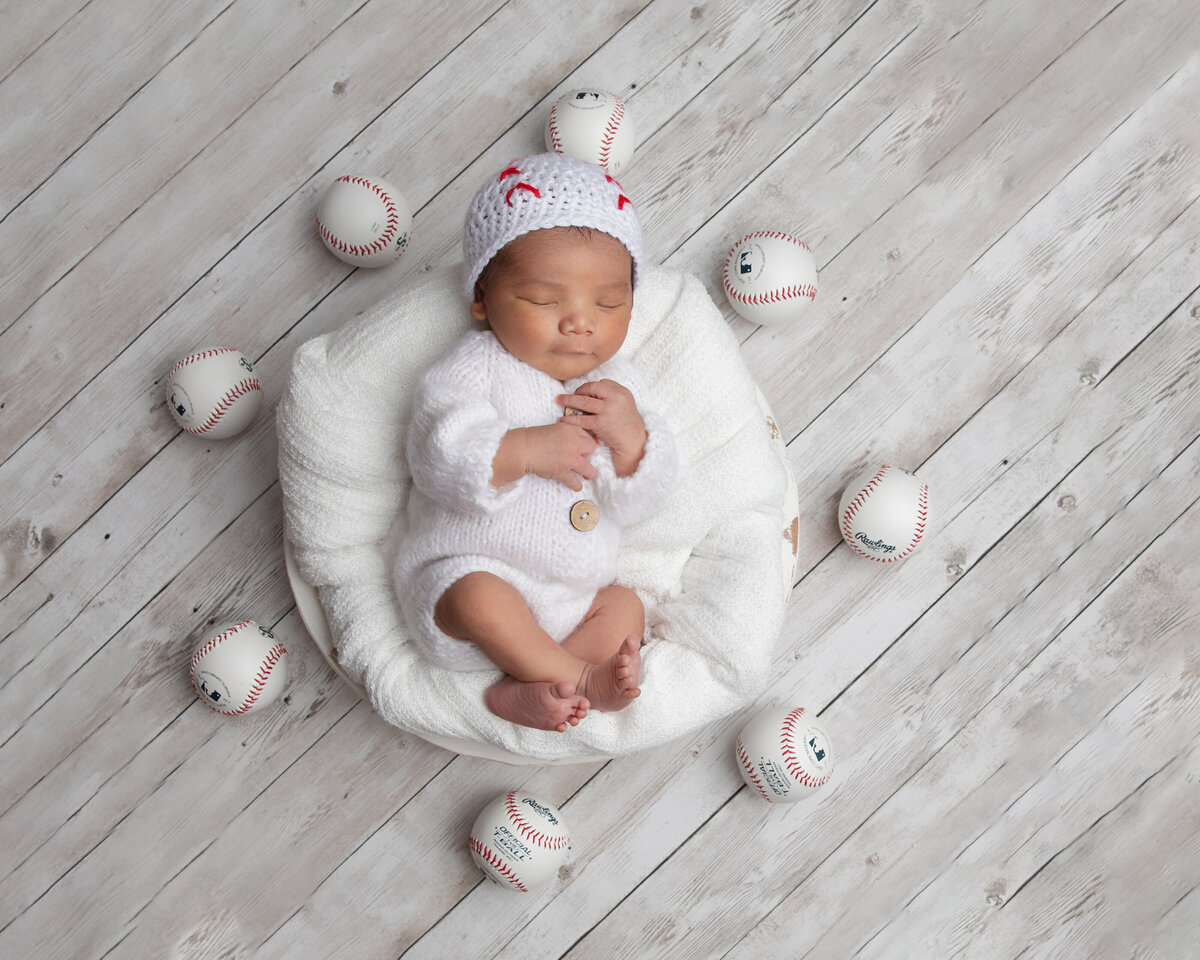 baseball-newborn-session-theme-new-jersey