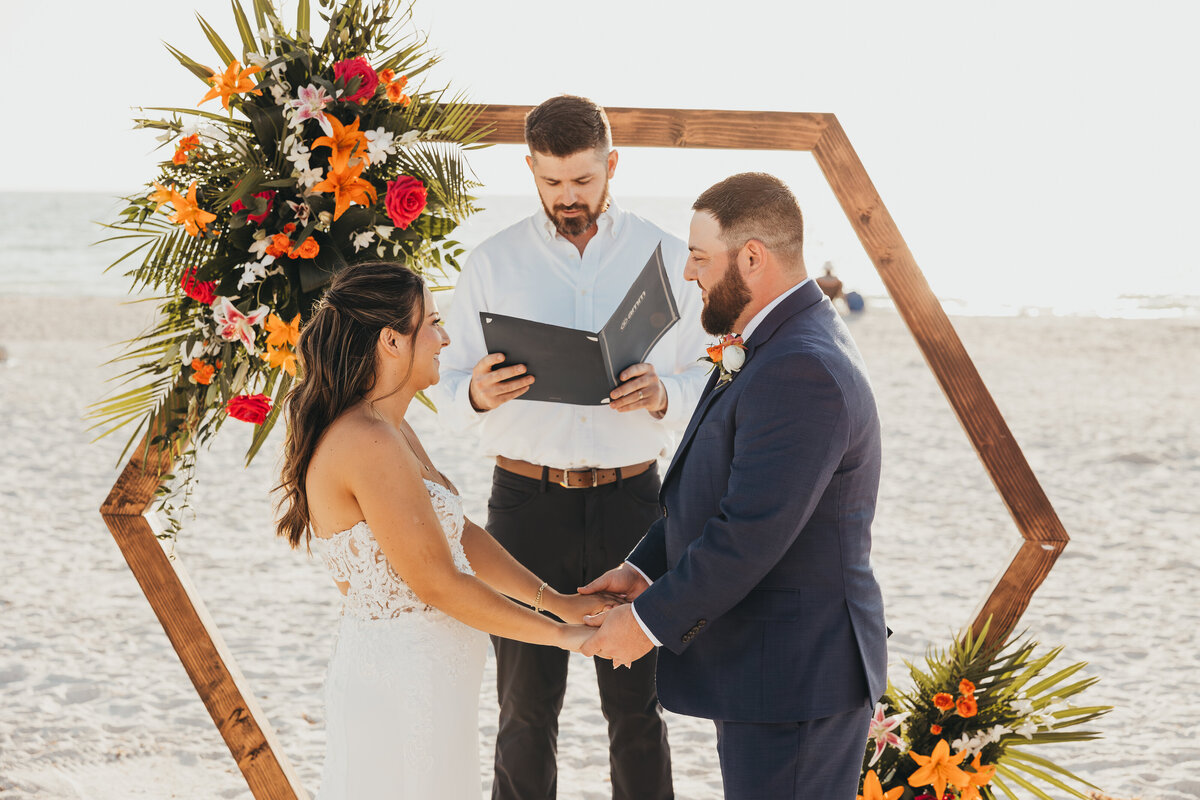 ariel-amir-photo-florida-beach-elopement-tropcial-chantilly-chic-celebrations-28