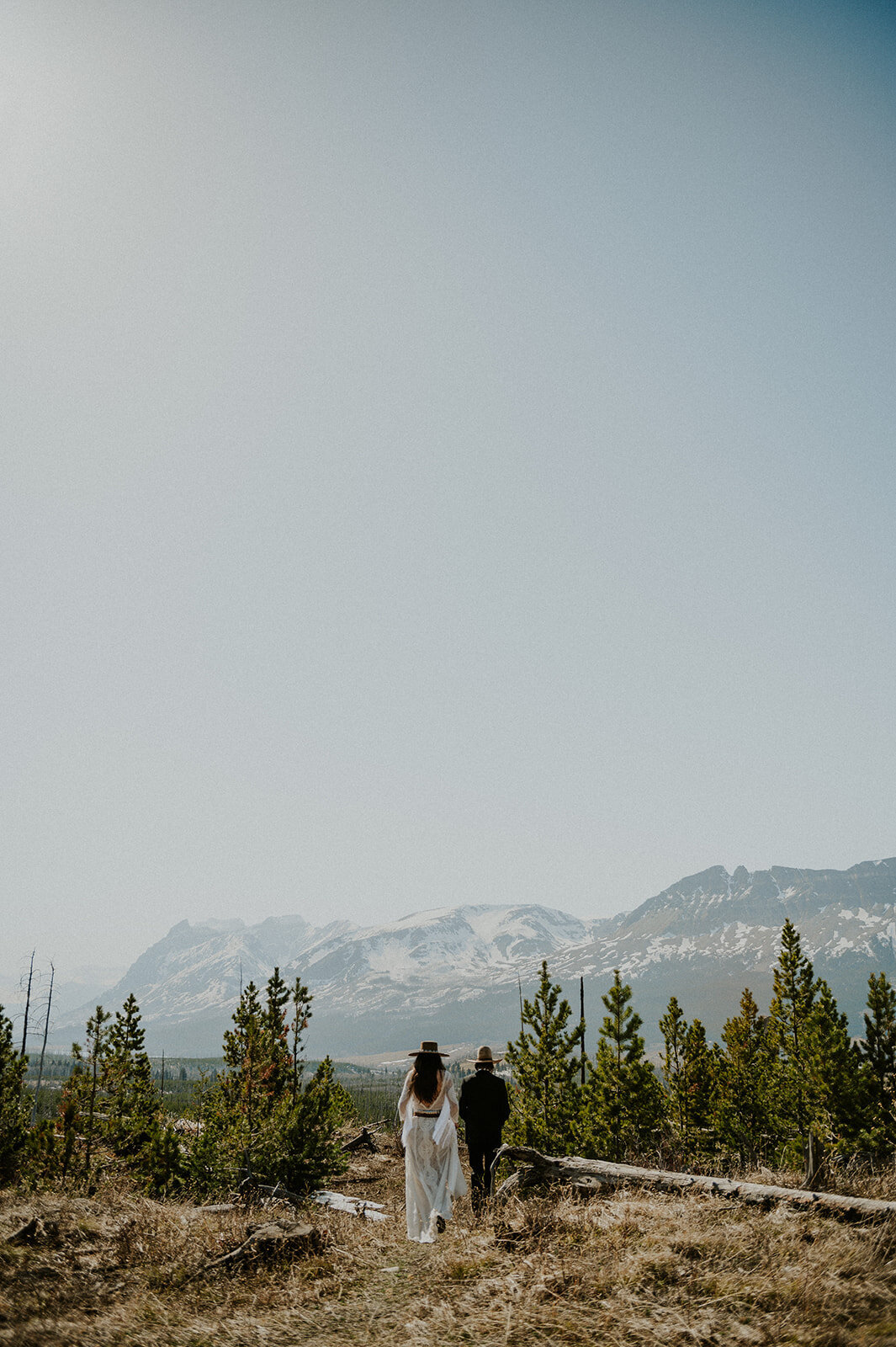 western-boho-glacier-park-elopement-presley-gray-photo-8892